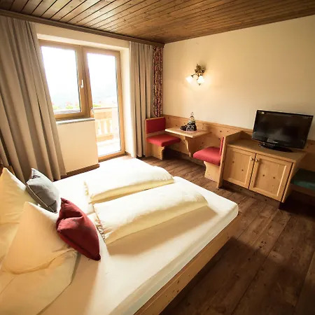 بيت ضيافة Ager